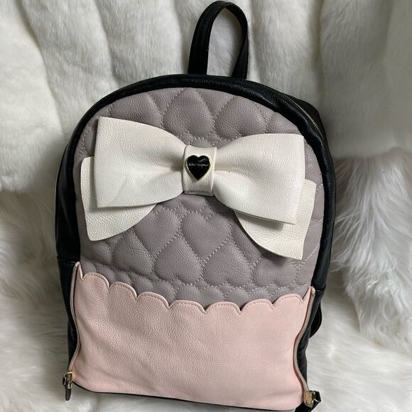 Betsey Johnson small quilted heart gray,pink,black backpack. white bow accent main image 12